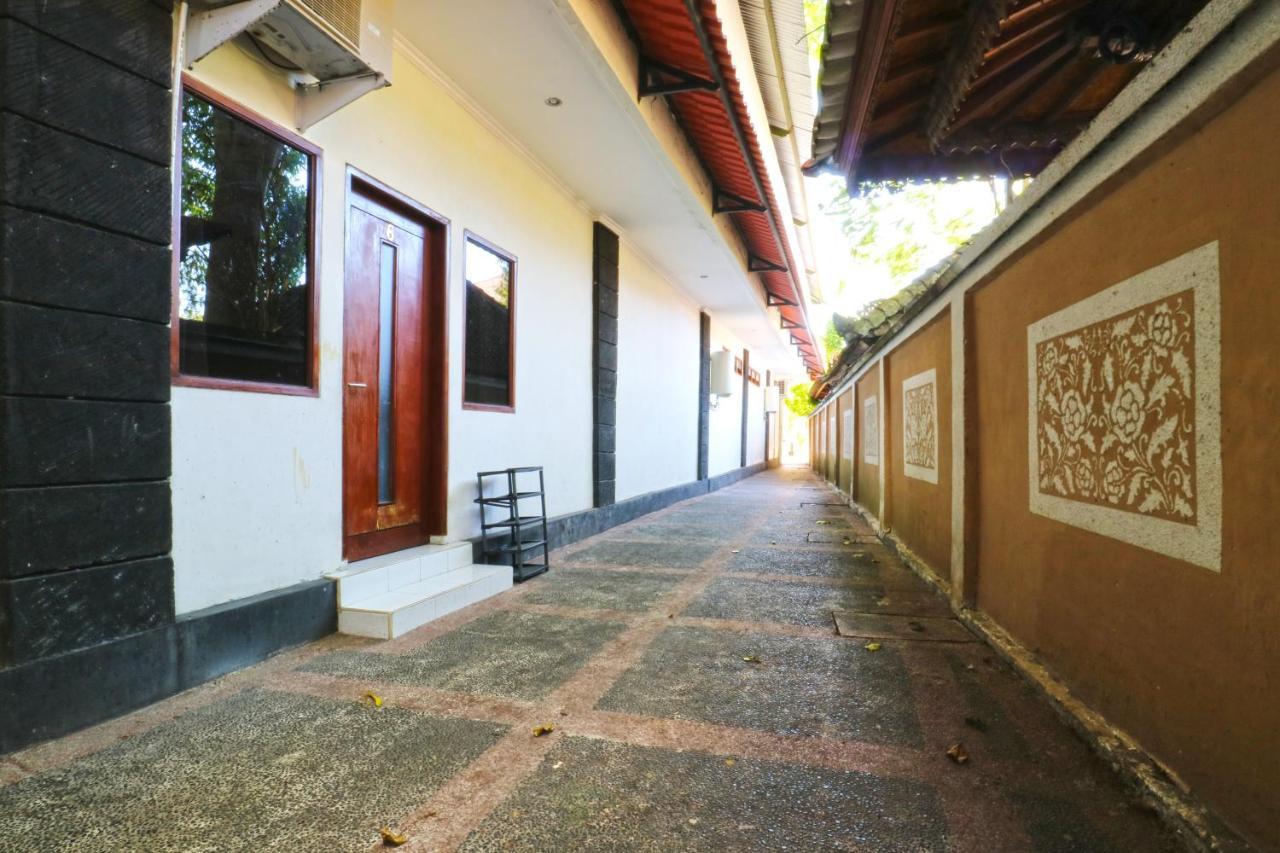 Hostel Mirah Legian (Bali) Exterior photo