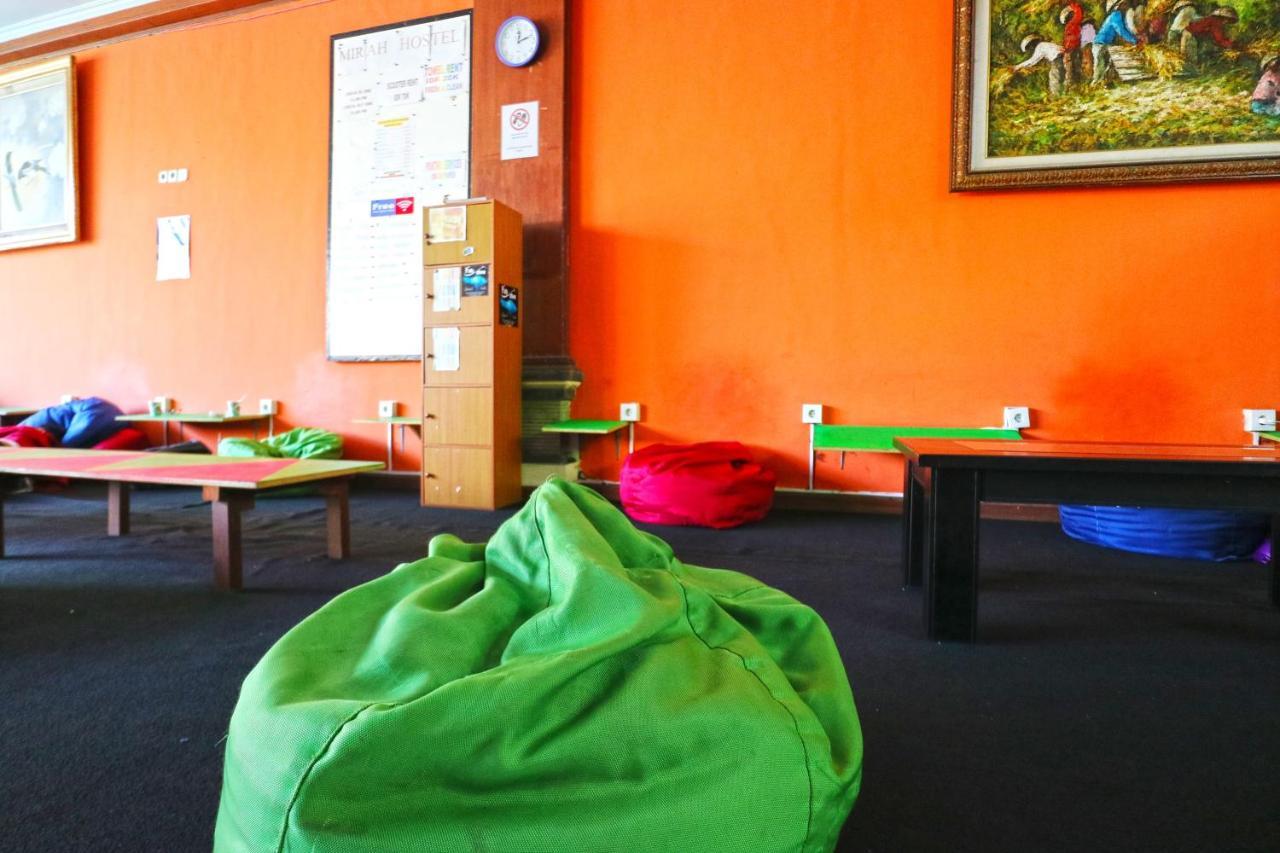 Hostel Mirah Legian (Bali) Exterior photo